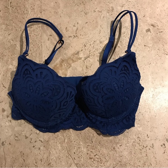 Aerie Cobalt Blue Bra with Lace and padding size 32B - Picture 2 of 6